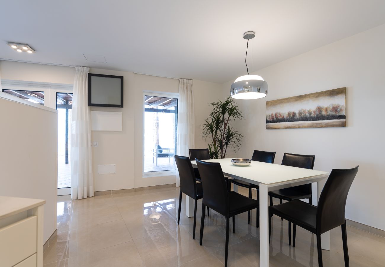 Apartamento en Bahia Feliz - Suite Altamar, 2 Bedroom