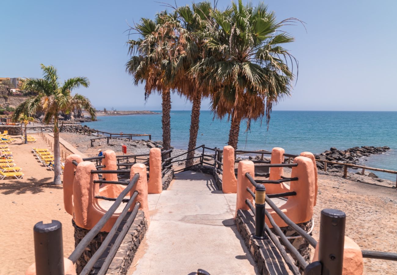 Apartamento en Bahia Feliz - Lujo en primera linea de Mar con Piscina