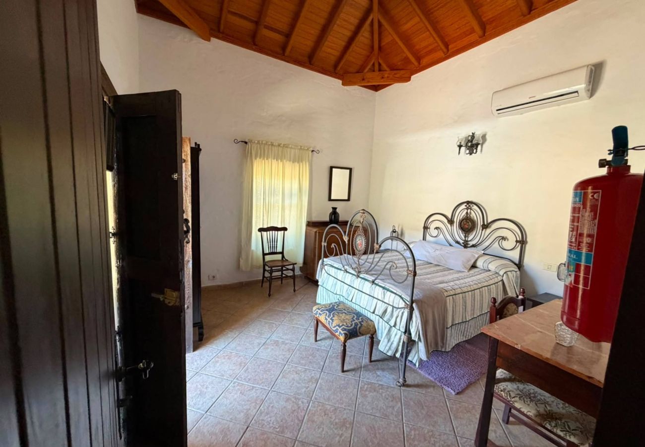 Casa rural en San Bartolomé de Tirajana - Casa Rural Las Colmenas