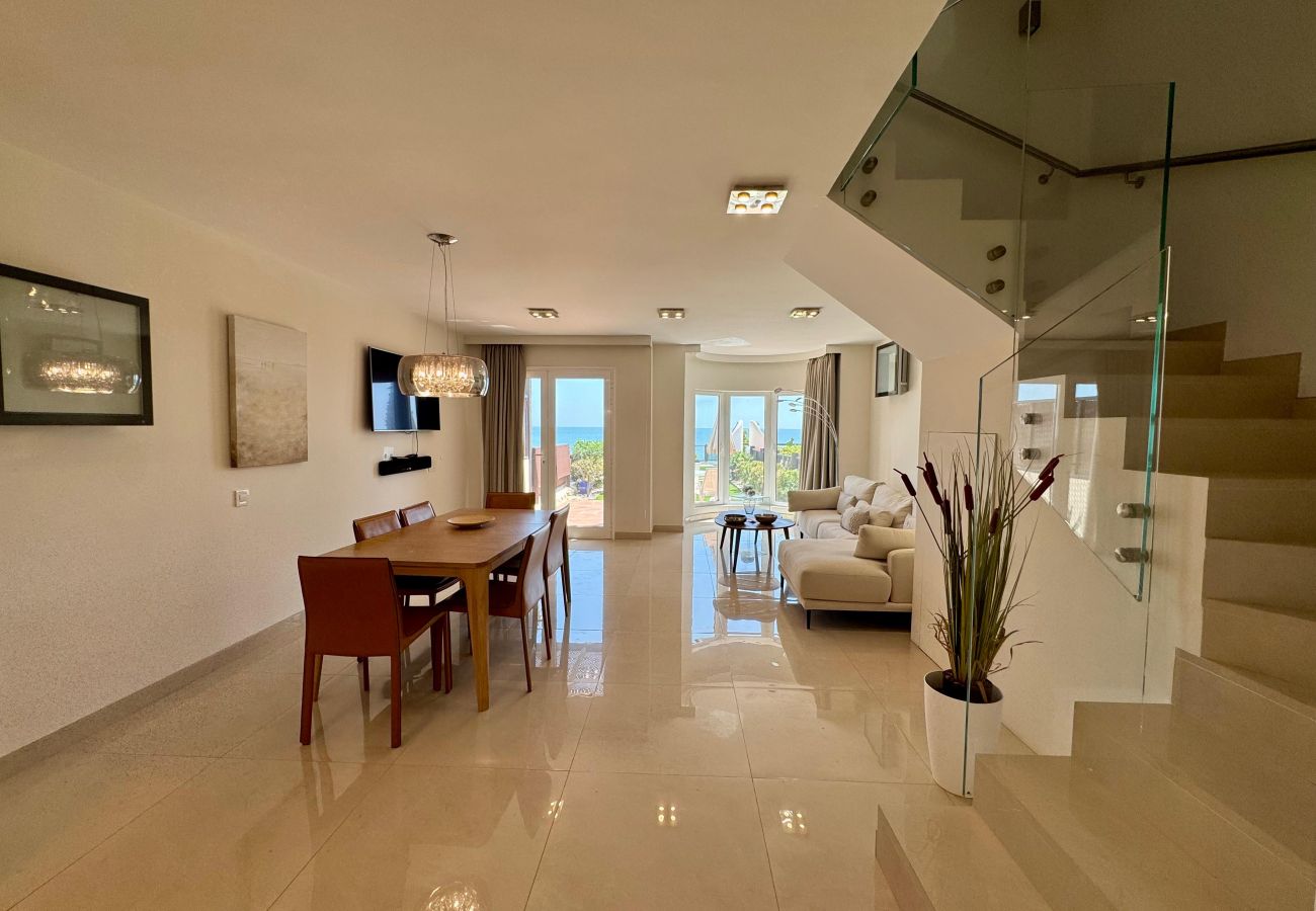 Villa in Bahia Feliz - Villa Altamar