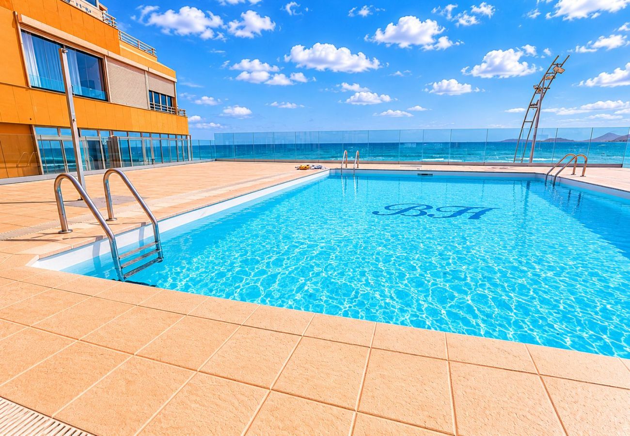 Ferienwohnung in Las Palmas de Gran Canaria - Loft de lujo en primera linea de playa con piscina