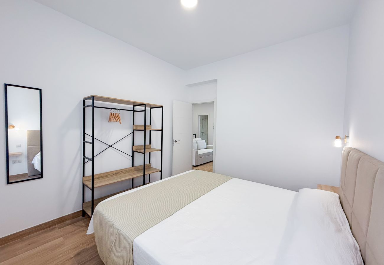Apartment in Las Palmas de Gran Canaria - City Beach Las Canteras, 2BR Superior