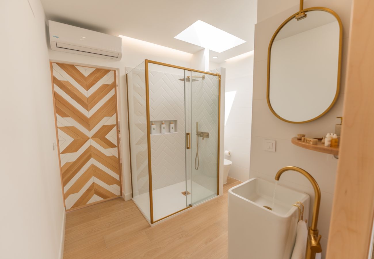 Apartment in Bahia Feliz - Lujo en primera linea de Mar con Piscina