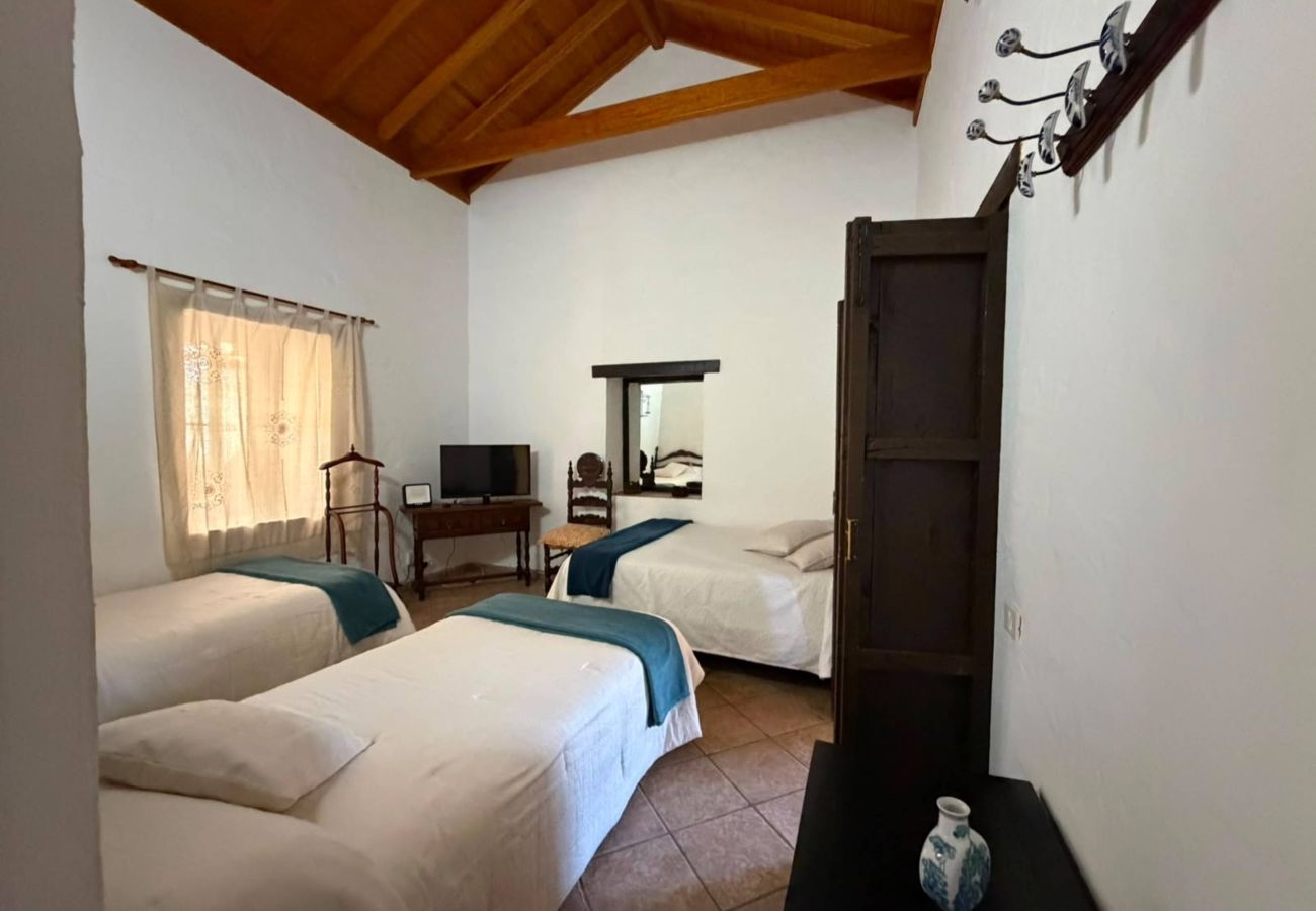 Cottage in San Bartolomé de Tirajana - Casa Rural Las Colmenas