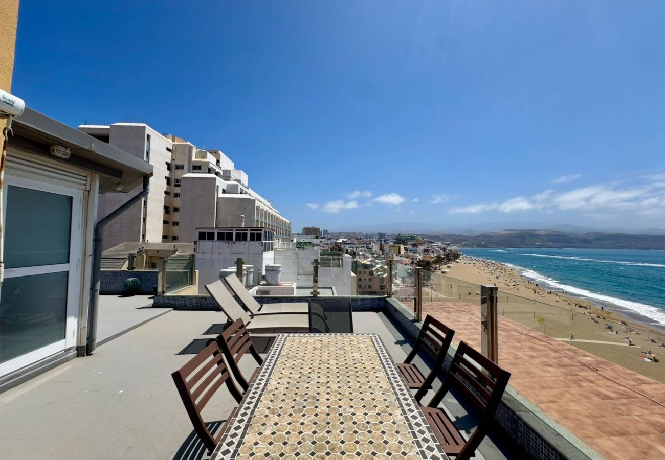 Apartment in Las Palmas de Gran Canaria - Penthouse Canteras Beach