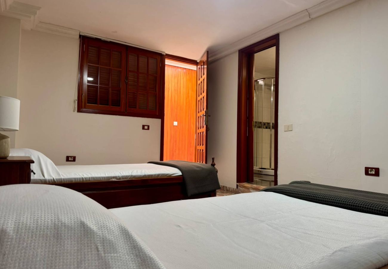 Apartment in Las Palmas de Gran Canaria - Penthouse Canteras Beach